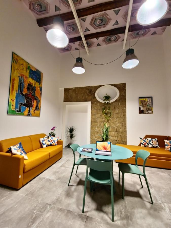 Borgo Dei Miracoli Hotell Neapel Exteriör bild
