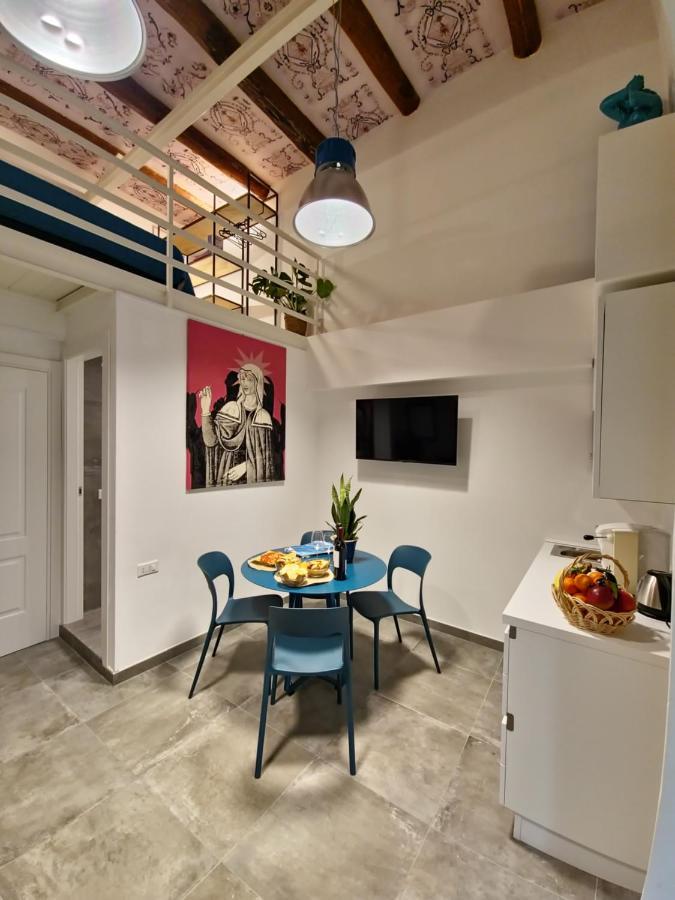 Borgo Dei Miracoli Hotell Neapel Exteriör bild