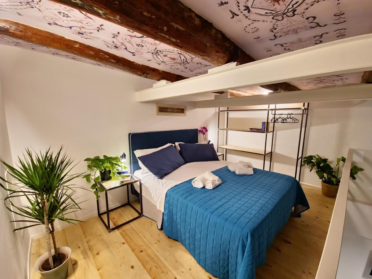 Borgo Dei Miracoli Hotell Neapel Exteriör bild
