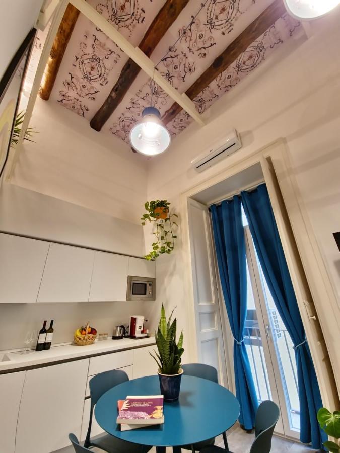 Borgo Dei Miracoli Hotell Neapel Exteriör bild