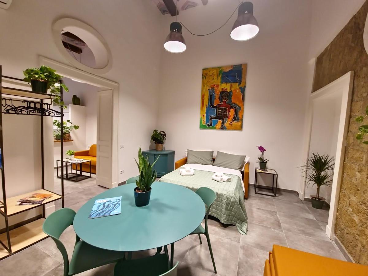 Borgo Dei Miracoli Hotell Neapel Exteriör bild