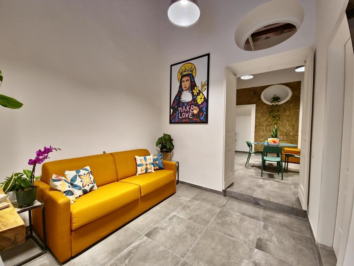 Borgo Dei Miracoli Hotell Neapel Exteriör bild