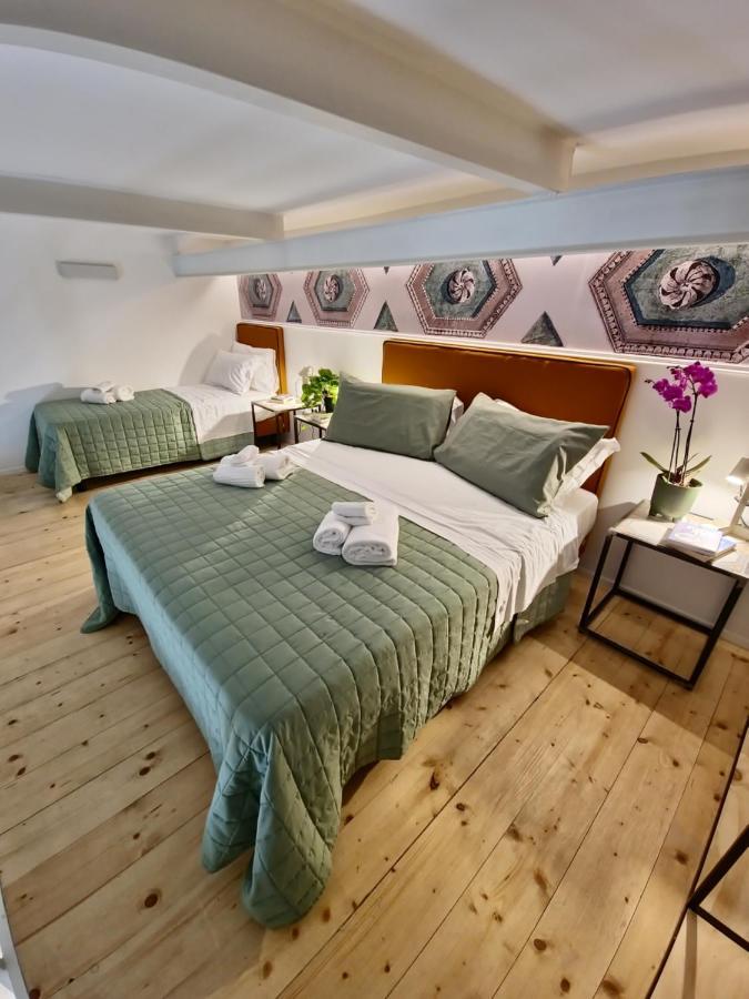 Borgo Dei Miracoli Hotell Neapel Exteriör bild